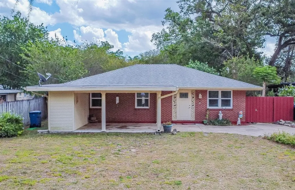 1193 15th Street Daytona Beach FL 32117
