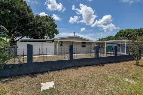 4542 W Hanna Avenue Tampa FL 33614