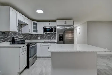 4542 W Hanna Avenue Tampa FL 33614