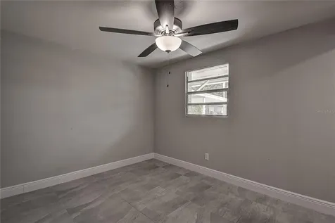 4542 W Hanna Avenue Tampa FL 33614