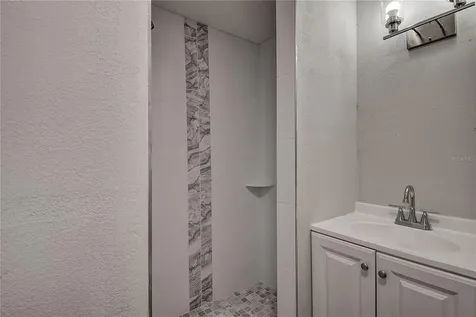 4542 W Hanna Avenue Tampa FL 33614