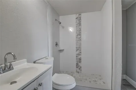 4542 W Hanna Avenue Tampa FL 33614