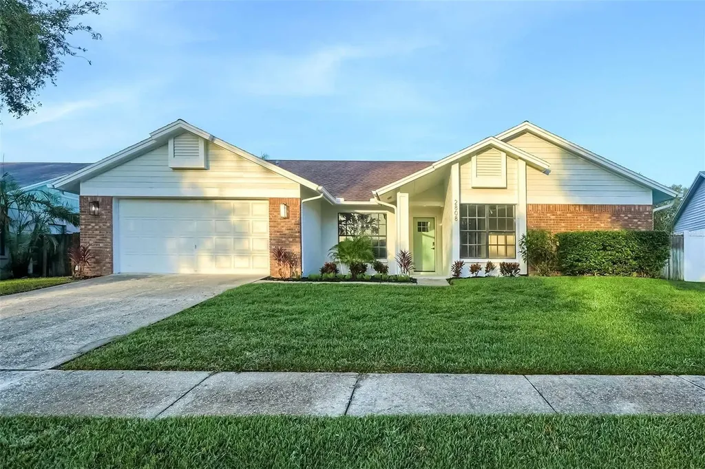 2808 Falling Leaves Drive Valrico FL 33596