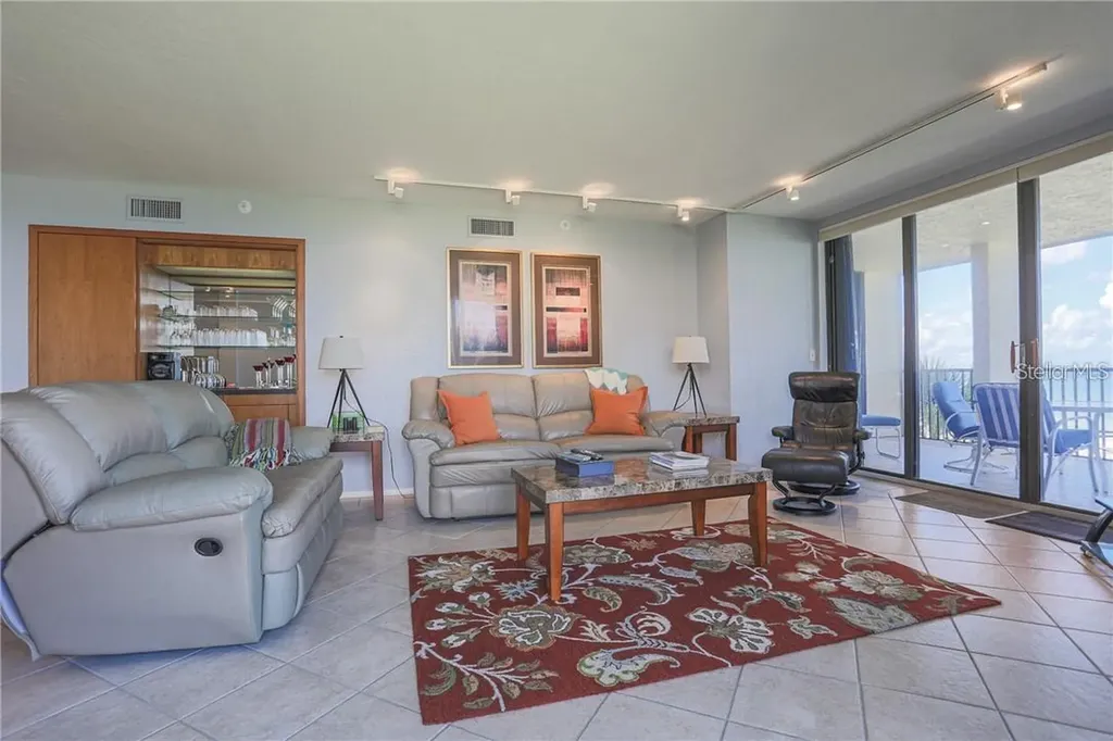 1925 Gulf Of Mexico Drive Longboat Key FL 34228