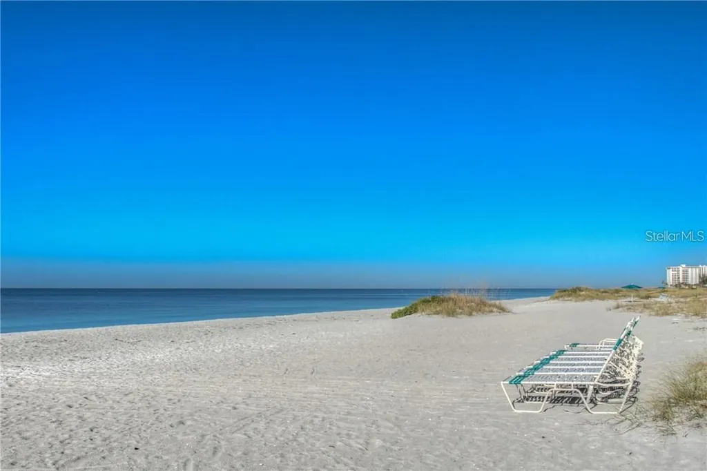 1925 Gulf Of Mexico Drive Longboat Key FL 34228