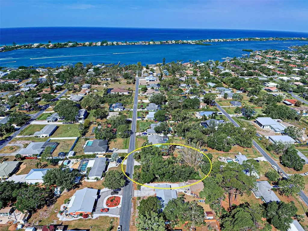 212 Myrtle Avenue Nokomis FL 34275