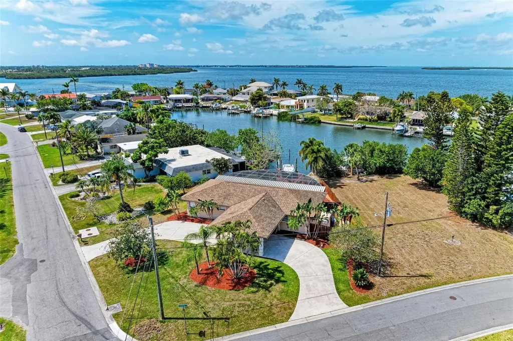 4717 Palmetto Point Drive Palmetto FL 34221