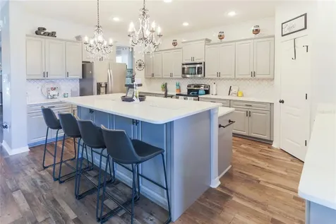 10043 Smarty Jones Drive Ruskin FL 33573
