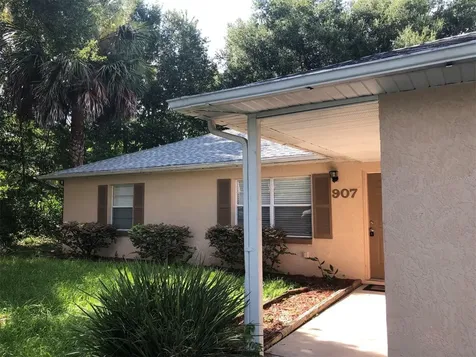 907 W Rich Avenue Deland FL 32720