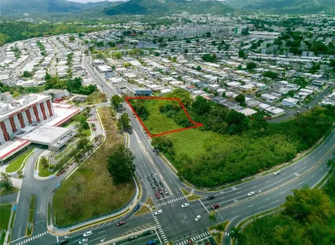 Avenida Luis Muñoz Marin Barrio Turabo Caguas PR 00725