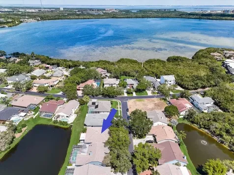 1175 San Carlos Avenue NE St Petersburg FL 33702