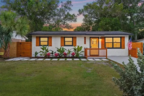 3900 11th Avenue S St Petersburg FL 33711