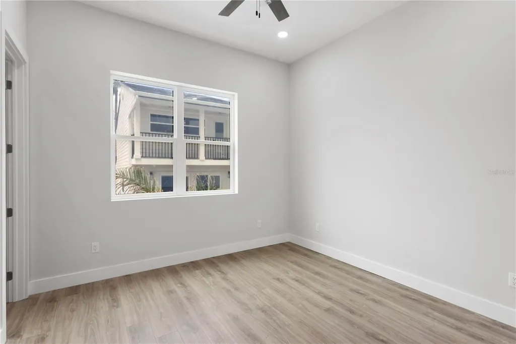 11605 1st Street E Treasure Island FL 33706