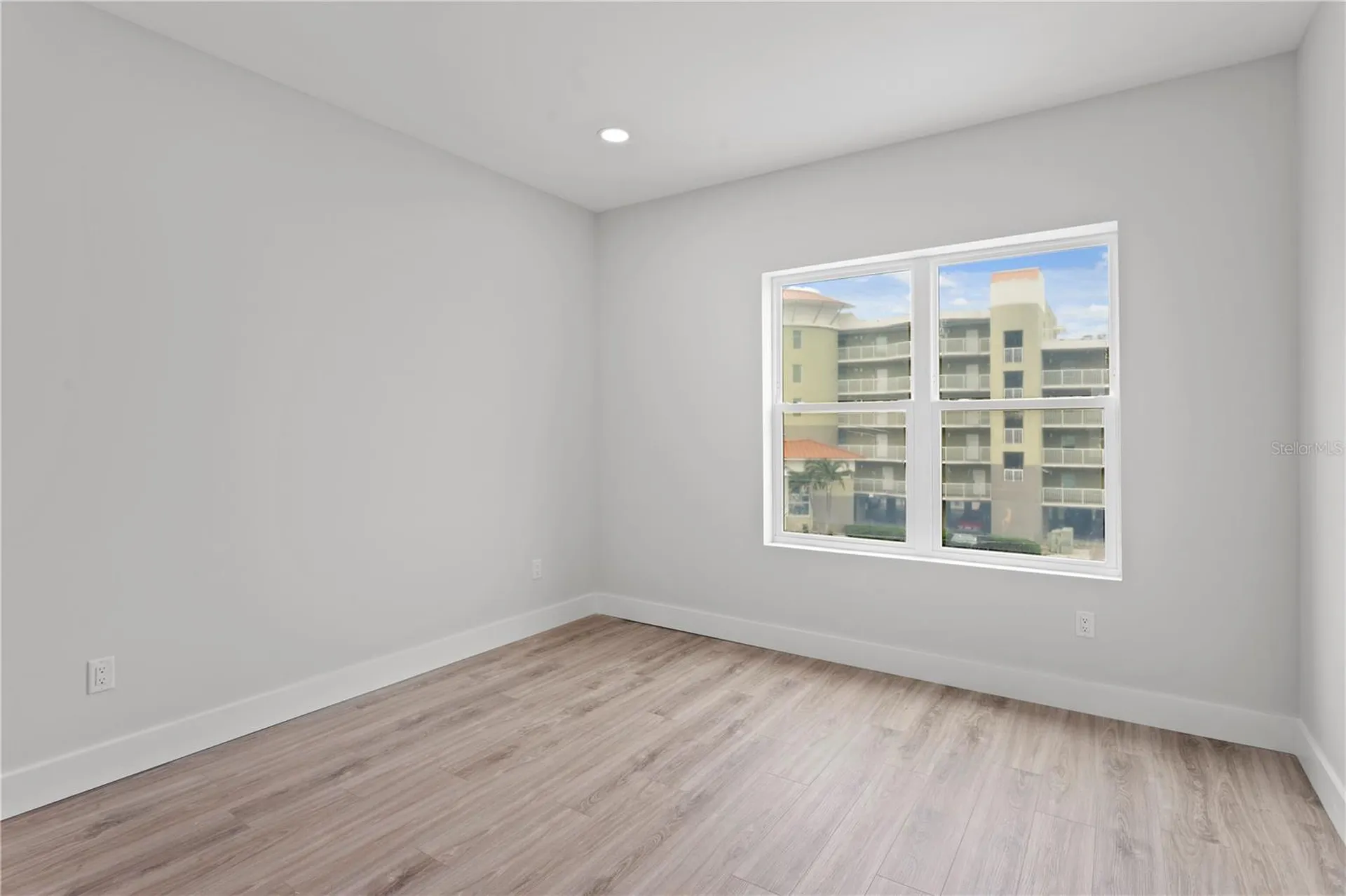 11605 1st Street E Treasure Island FL 33706