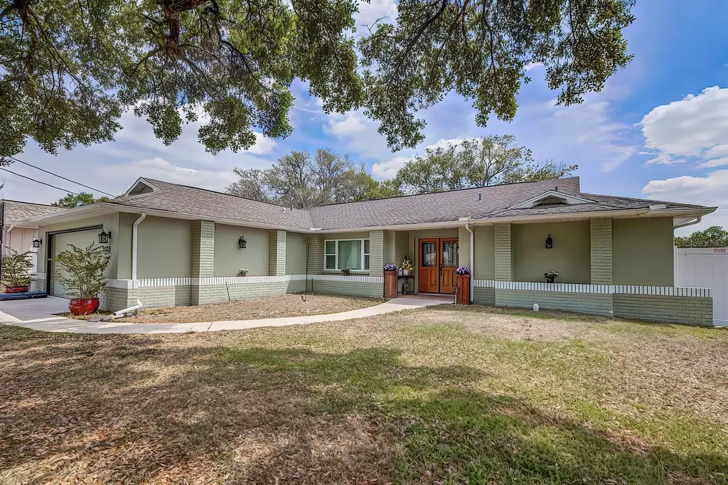 1752 Larkin Road Spring Hill FL 34608