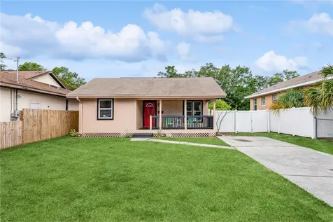 2417 37th Street S St Petersburg FL 33711