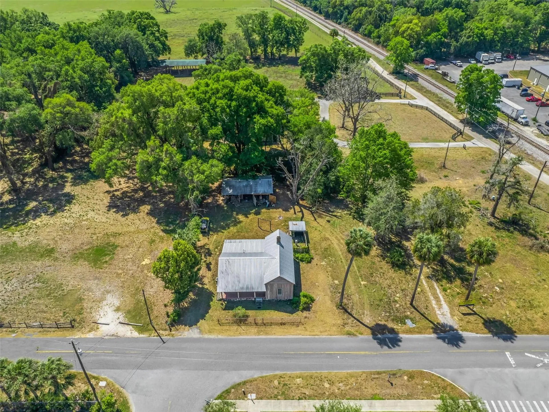 4241 County Road 106 Oxford FL 34484