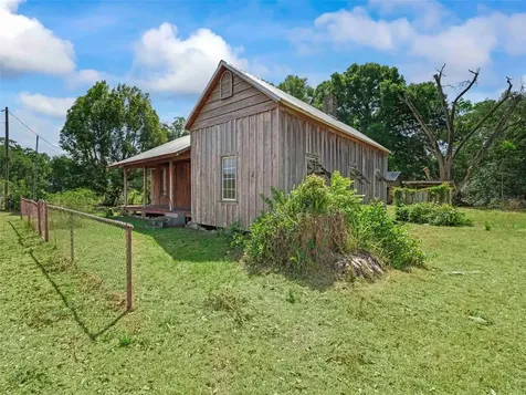 4241 County Road 106 Oxford FL 34484
