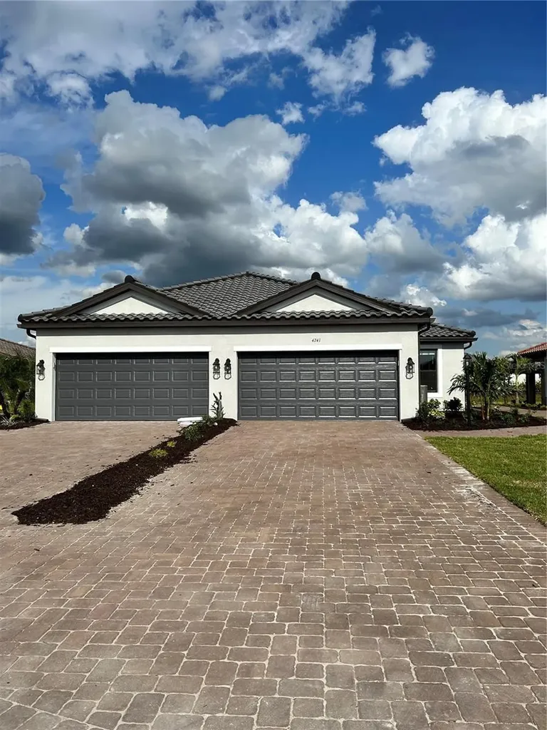 4741 Tortona Court Bradenton FL 34211