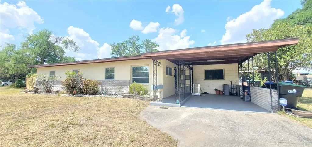 5416 Kingswood Drive Orlando FL 32810