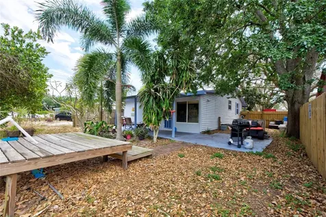 3149 69th Avenue N St Petersburg FL 33702