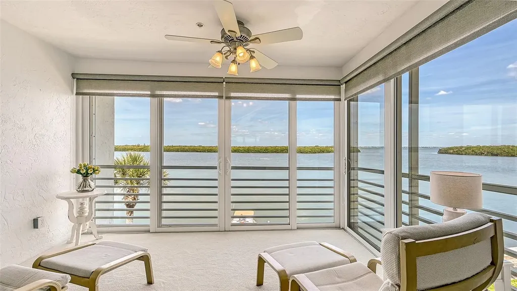 4420 Exeter Drive Longboat Key FL 34228