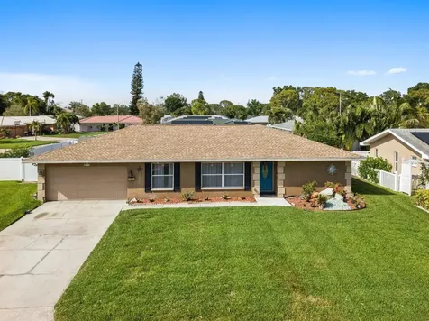 2167 68th Avenue S St Petersburg FL 33712
