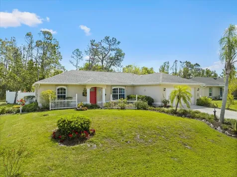 1052 Huntington Street North Port FL 34288