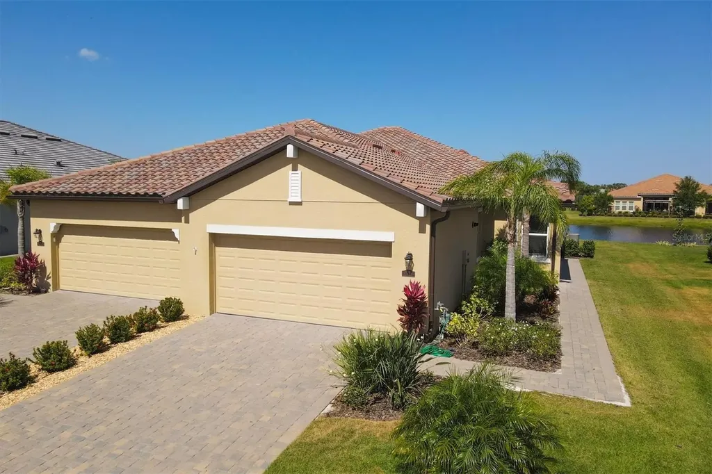 2606 Avolet Court Bradenton FL 34211