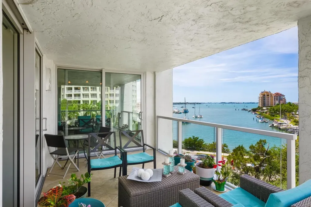 1111 N Gulfstream Avenue Sarasota FL 34236