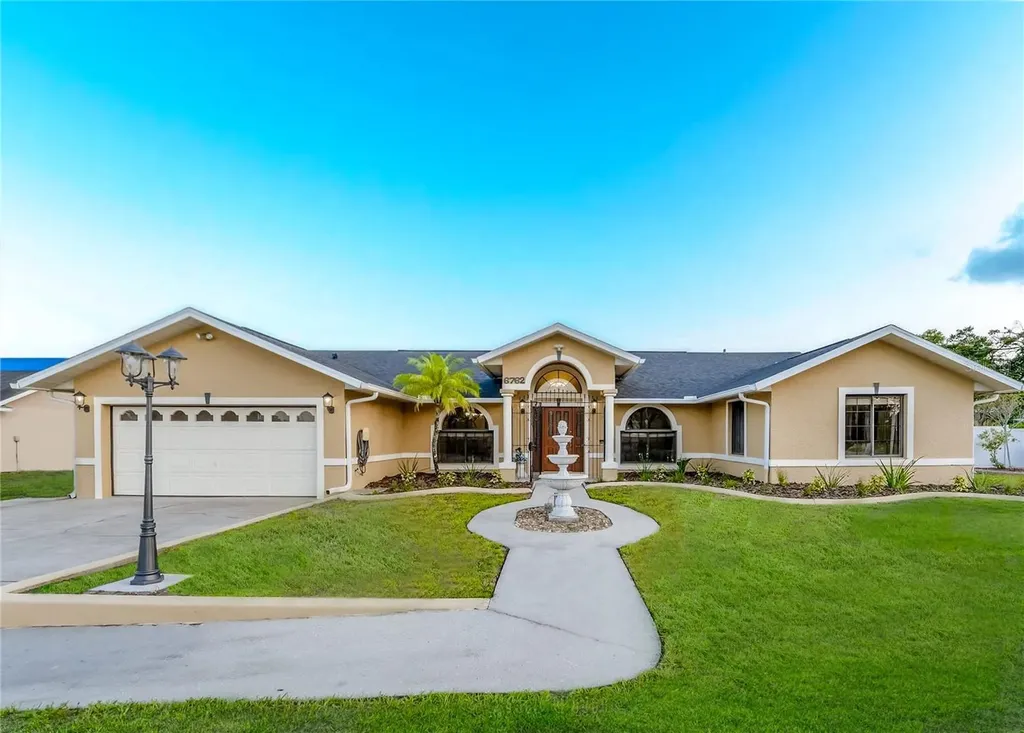 6762 Heather Road Orlando FL 32807