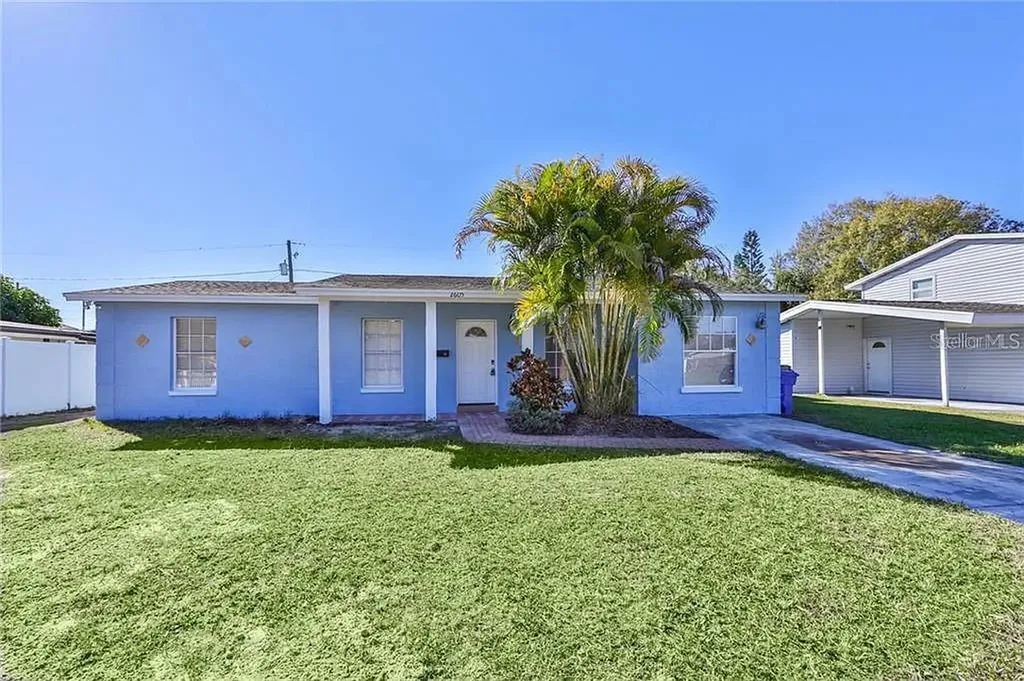 2605 Calle Street Tampa FL 33619