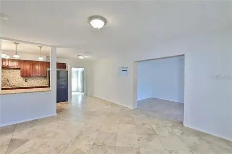 2605 Calle Street Tampa FL 33619