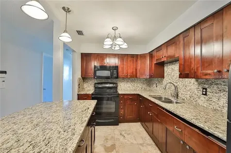 2605 Calle Street Tampa FL 33619