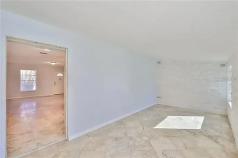 2605 Calle Street Tampa FL 33619