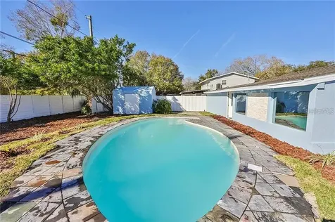 2605 Calle Street Tampa FL 33619