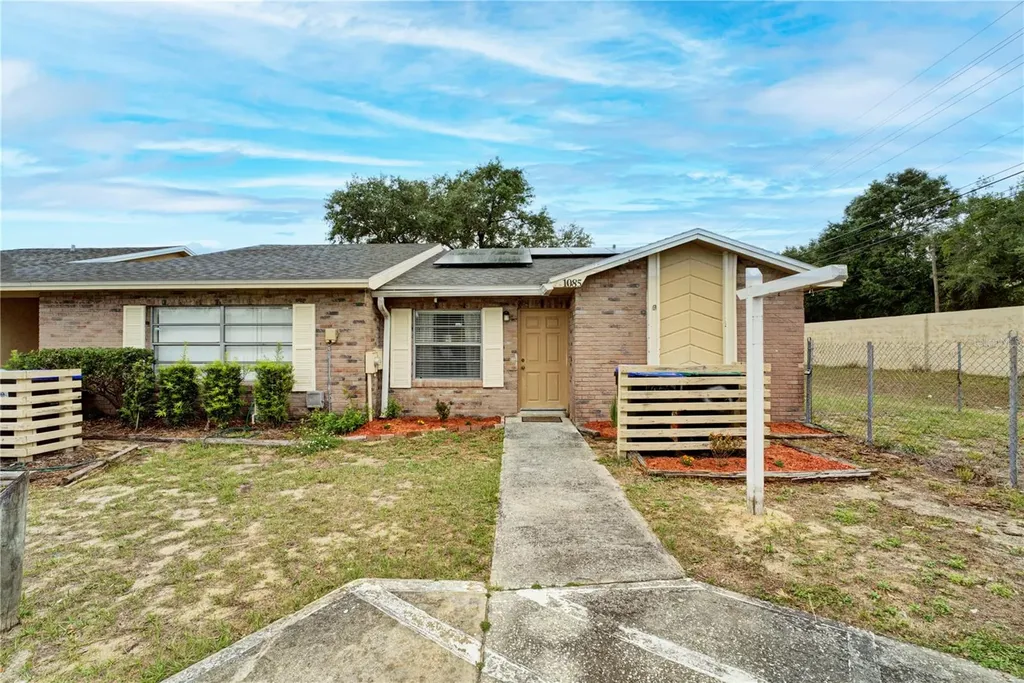 1085 Woodman Way Orlando FL 32818