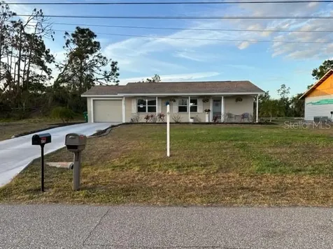 10461 Greenway Avenue Englewood FL 34224