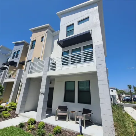 2564 12th Place N St Petersburg FL 33713