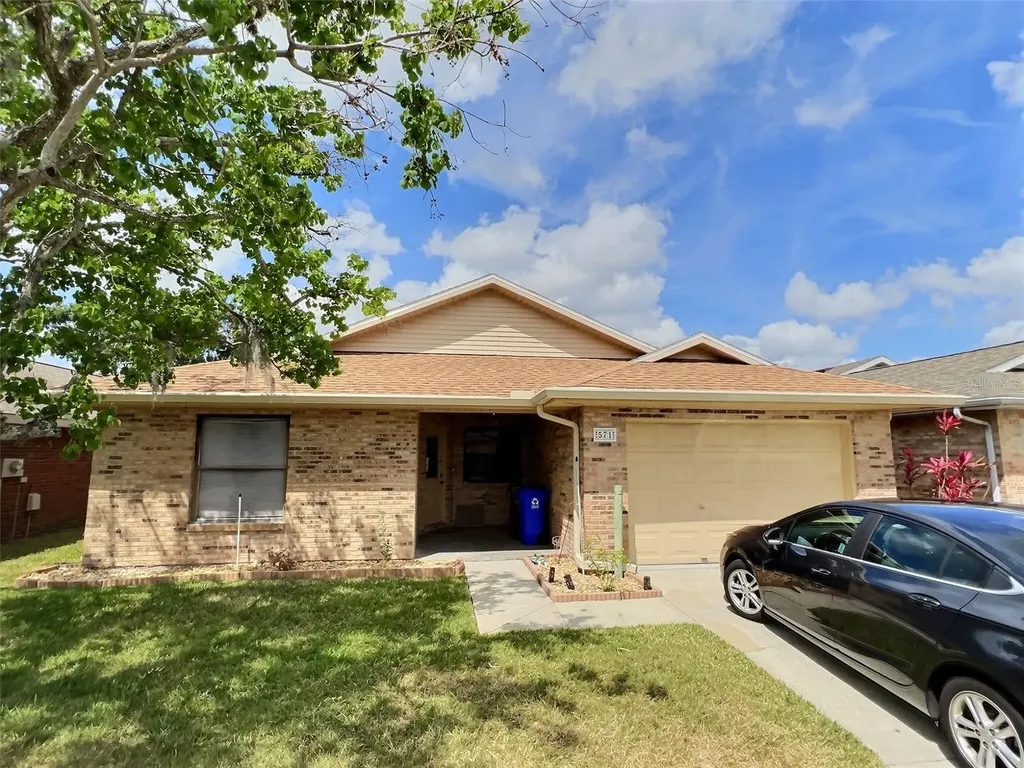 571 Grand Cayman Circle Lakeland FL 33803