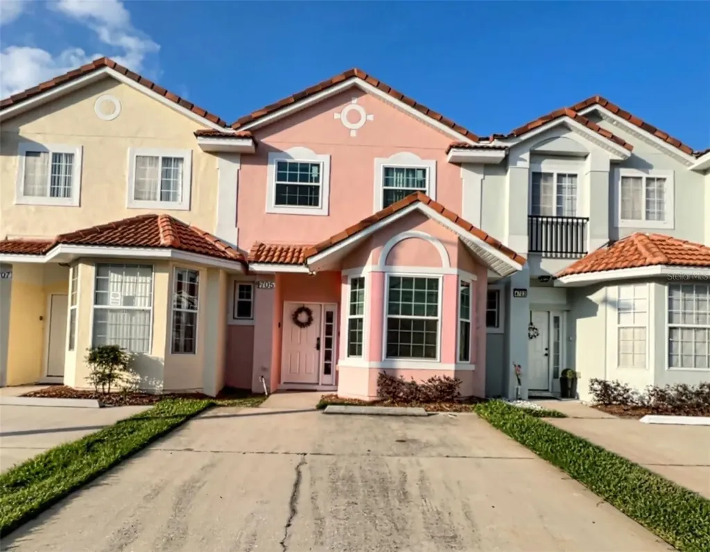 4705 Hemingway House Street Kissimmee FL 34746