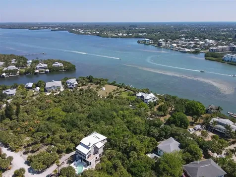 14 Bayshore Circle Placida FL 33946