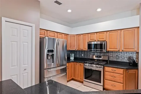 9332 Hampshire Park Drive Tampa FL 33647
