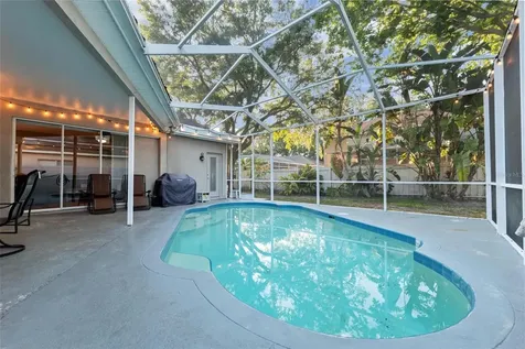 9332 Hampshire Park Drive Tampa FL 33647