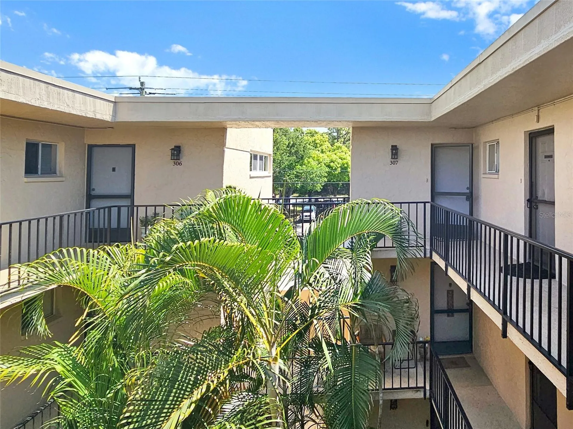2763 Woodgate Lane Sarasota FL 34231