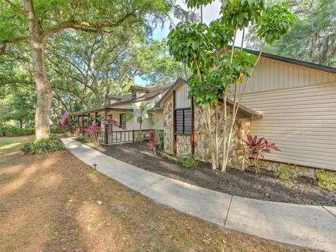 3006 Pemberton Trace Court Plant City FL 33565