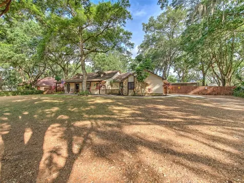 3006 Pemberton Trace Court Plant City FL 33565