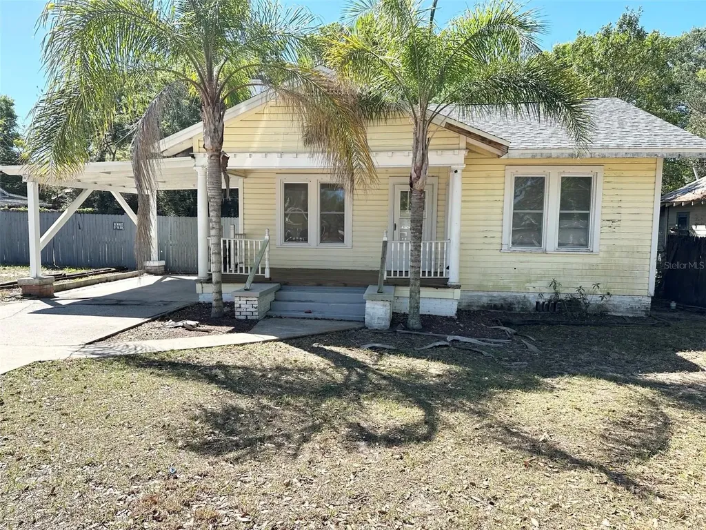 722 Cohassett Avenue Lake Wales FL 33853
