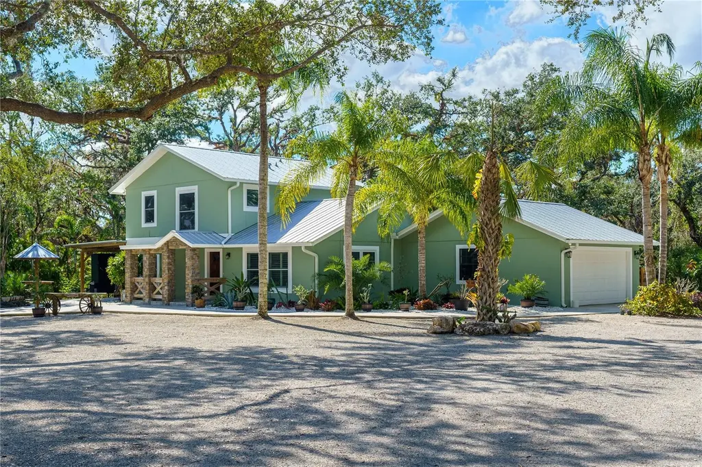 4876 Rocking Horse Lane Sarasota FL 34241