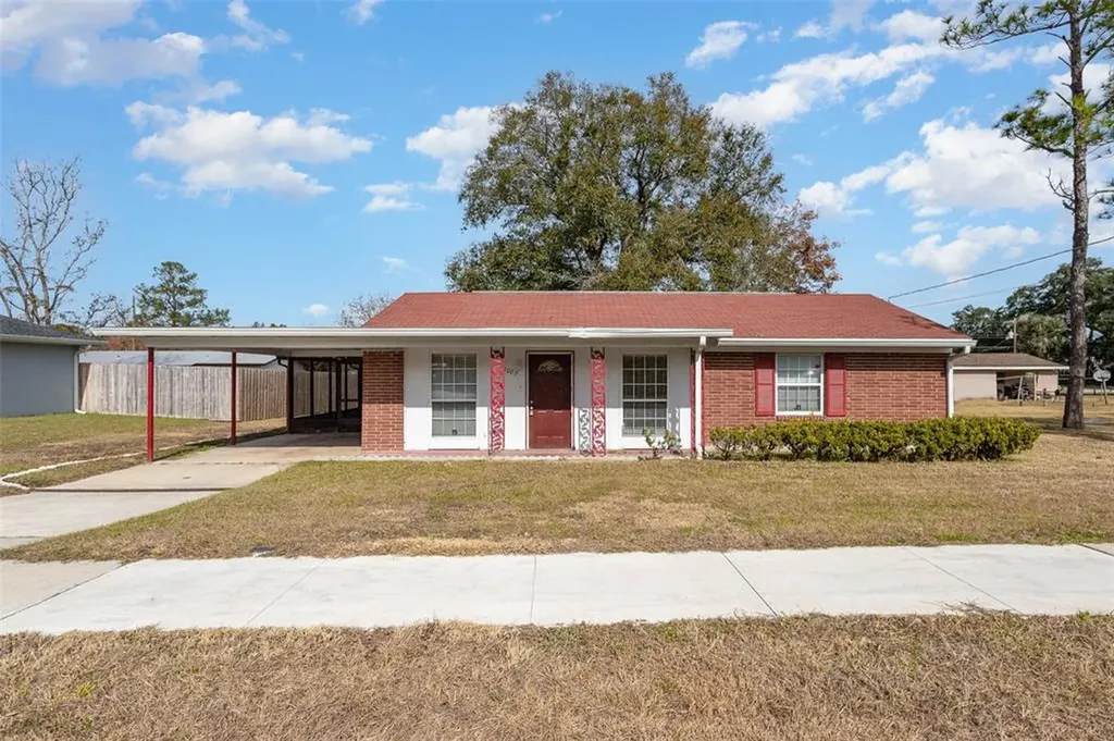 2009 SW 7th Street Ocala FL 34471